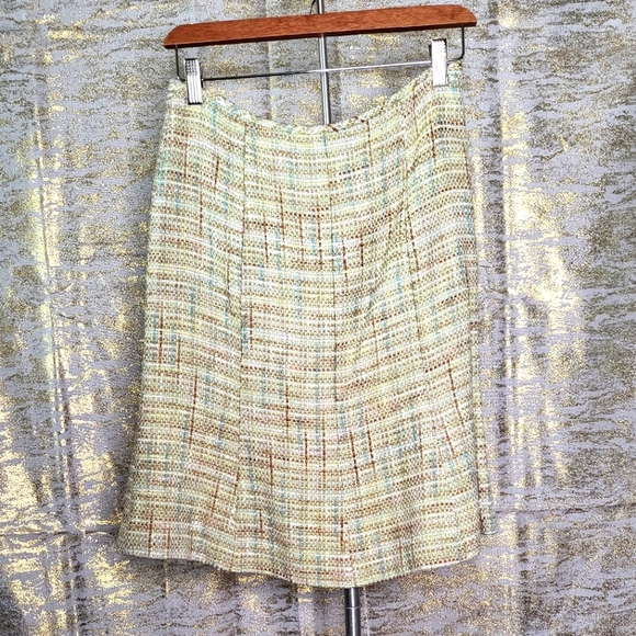 Tahari Tweed Balzer & Skirt set size 4P - Picture 5 of 9